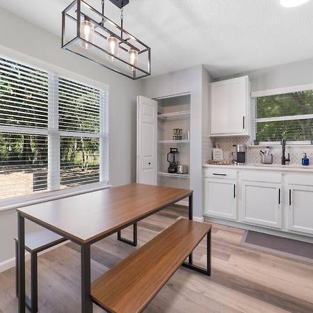New Modern Bungalow Close To Downtown! Fully Fenced Yard Saint Augustine Eksteriør billede
