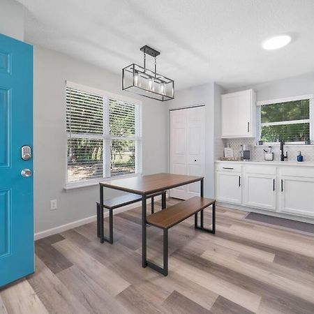 New Modern Bungalow Close To Downtown! Fully Fenced Yard Saint Augustine Eksteriør billede