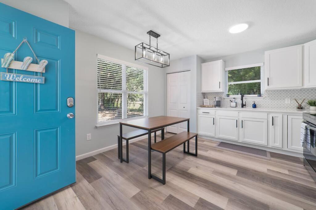 New Modern Bungalow Close To Downtown! Fully Fenced Yard Saint Augustine Eksteriør billede