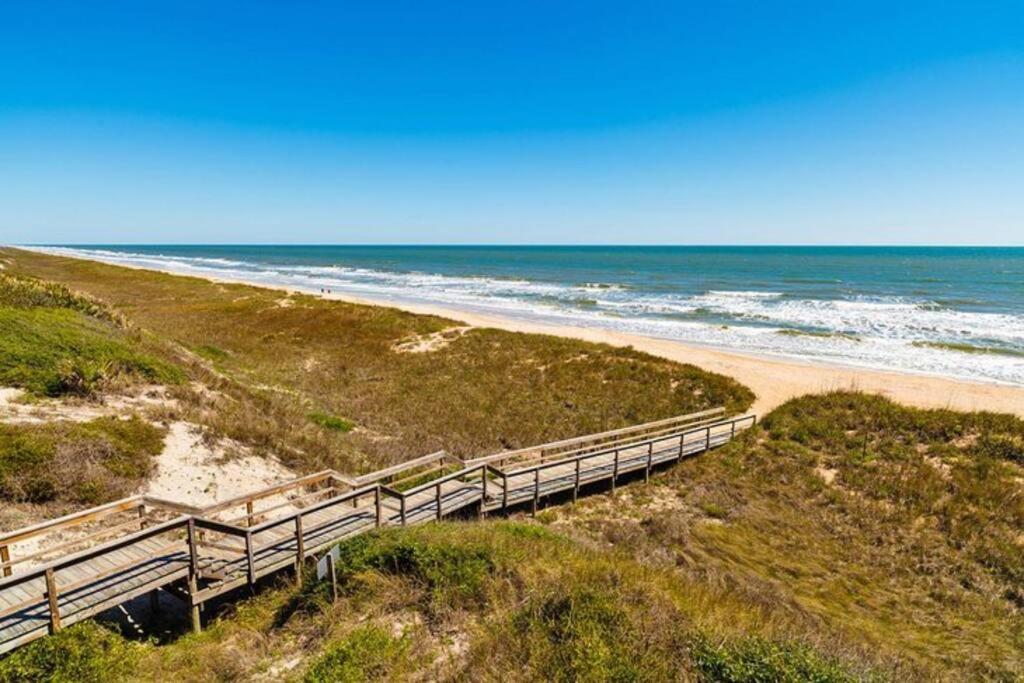 New Modern Bungalow Close To Downtown! Fully Fenced Yard Saint Augustine Eksteriør billede